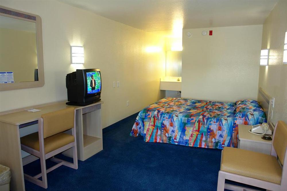 Motel 6-Portland, Me Номер фото